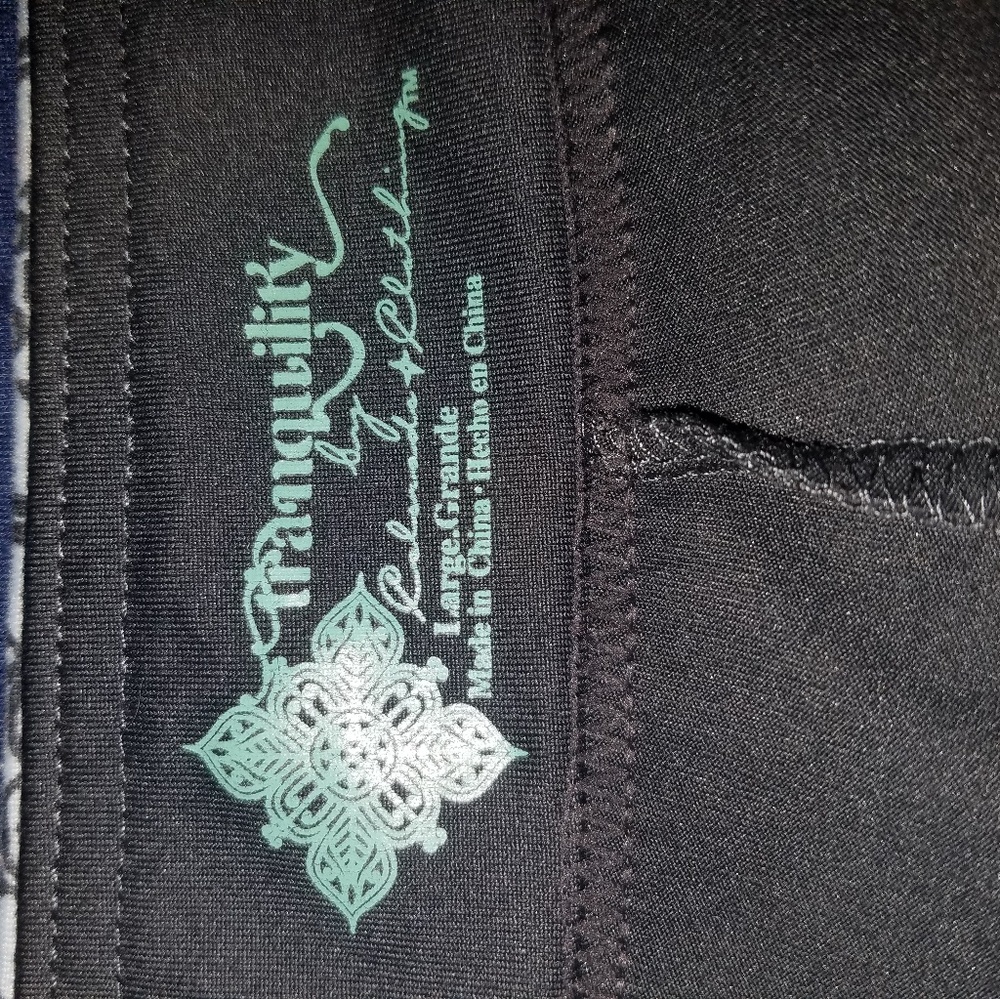 SOLD~Tranquility Exercise Skorts L - Picture 2 of 4